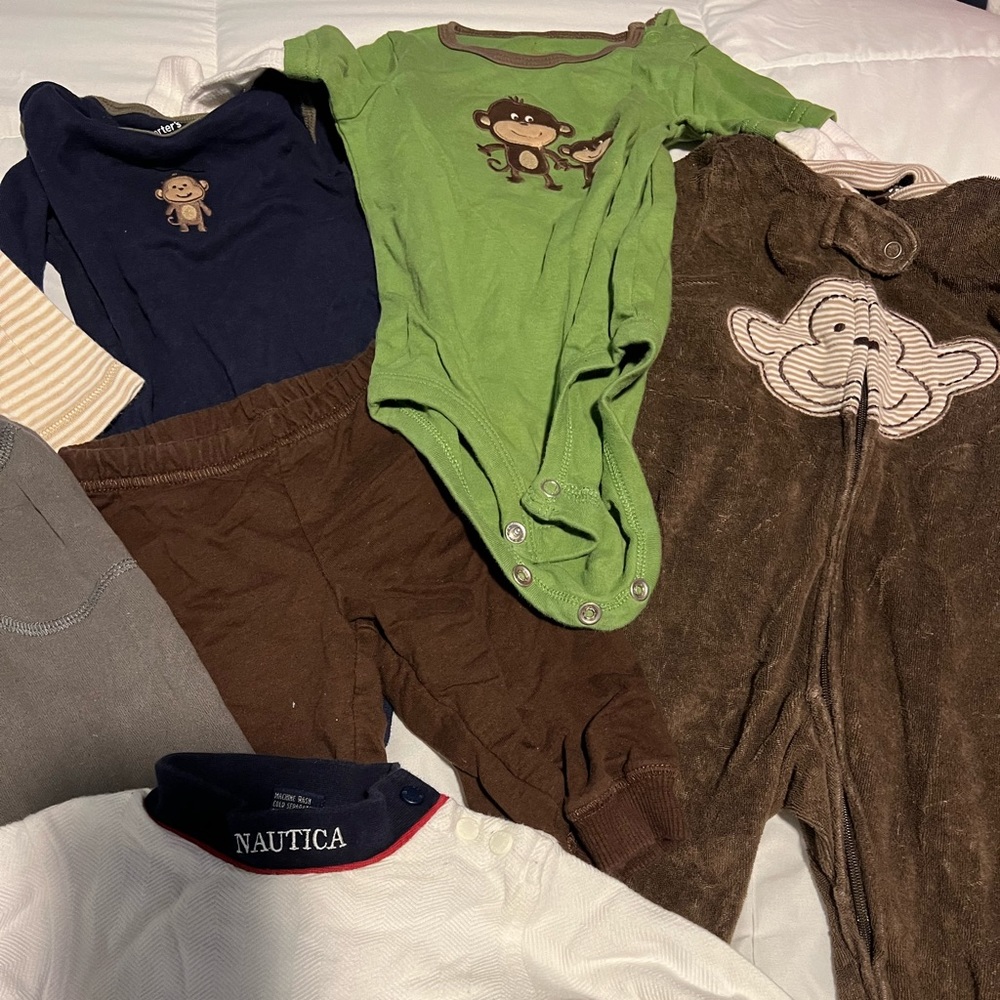 Carters, Nautica, Childrens Place baby boy mixed baby pieces - Picture 3 of 9
